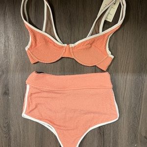 Brand new ACACIA PETITE